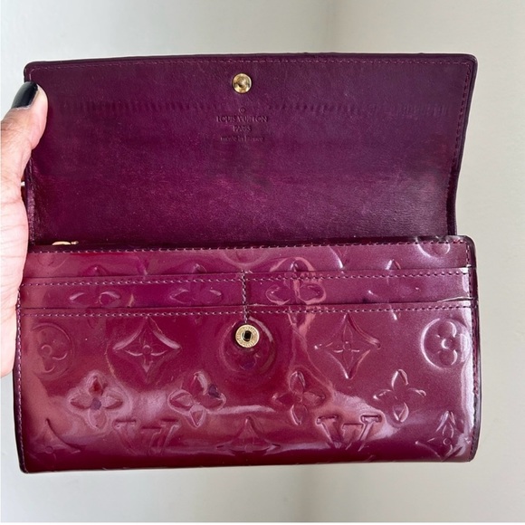 💃 LOUIS VUITTON Vernis Sarah Long Wallet Amarante - Picture 10 of 15